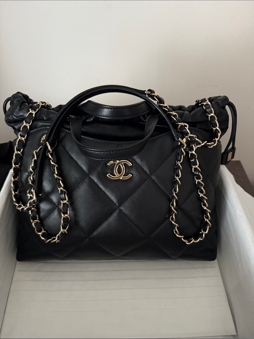 CHANEL Black Quilted Lambskin Shoulder Bag with Gold Chain. Authentic.
